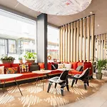 Ibis Geneve Centre Lac