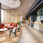 Ibis Centre Hotel 3*