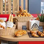 Ibis Centre Hotel 3*