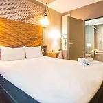 Ibis Centre Hotel 3*