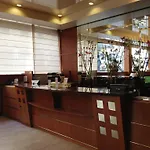 Ibis Centre 3*