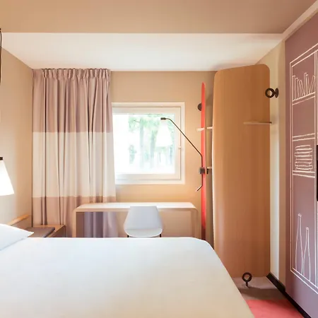 Ibis Centre Hotel