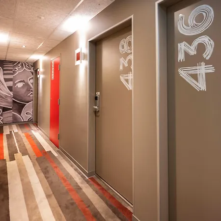 Hotel Ibis Centre 3*