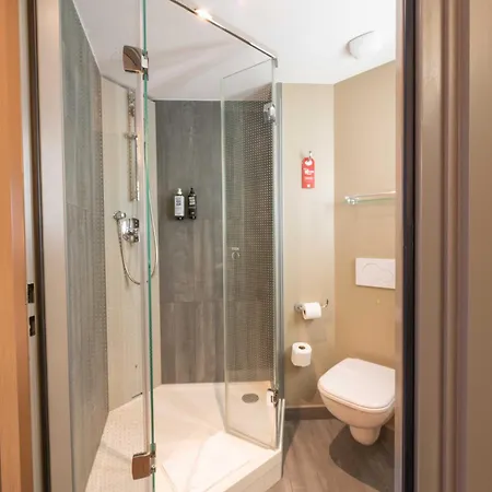 Ibis Centre Ginebra