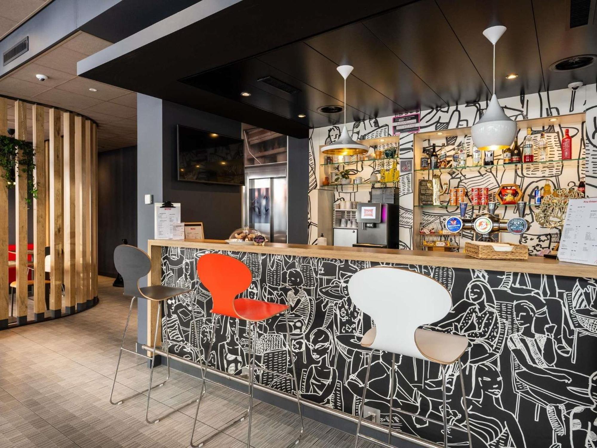 Hotel Ibis Centre 3*